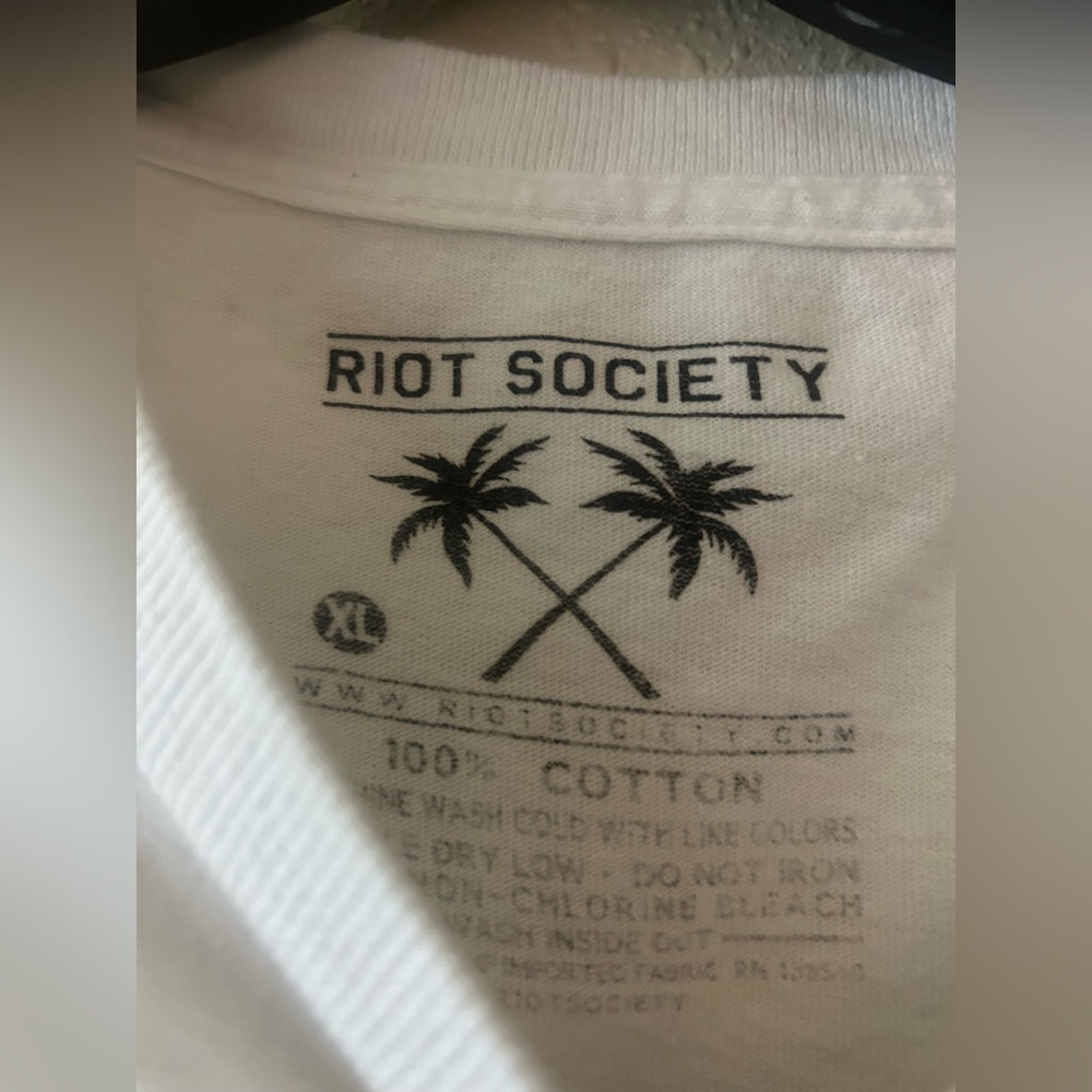Riot Society Palm Tree Graphic Tee - White - Picture 3 of 6